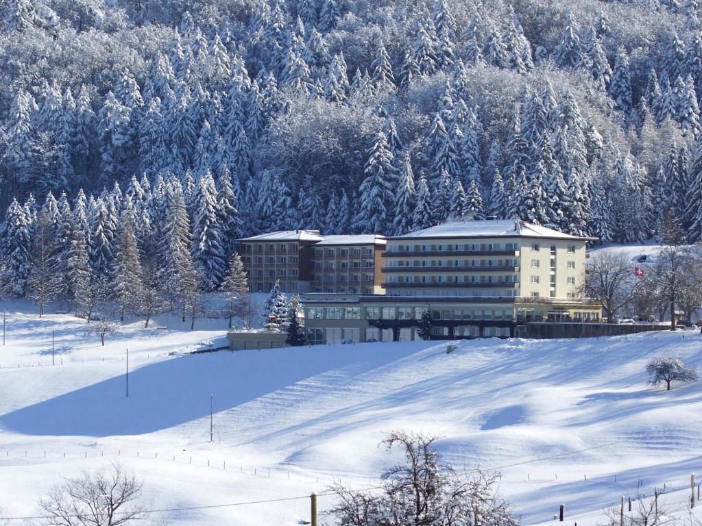 Hotel Bad Ramsach Laufelfingen Exterior photo